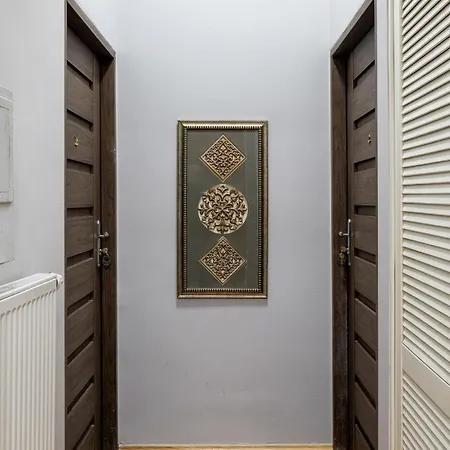 Mint&jade C كراكوفيا